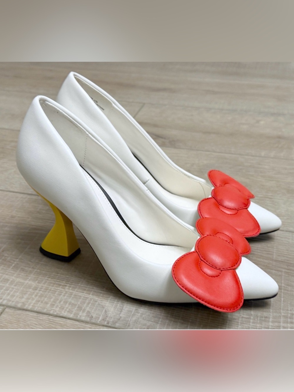 HELLO KITTY X KATY PERRY COLLECTIONS SANRIO BOW HEEL PUMPS HIGH HEELS SHOES SZ 5